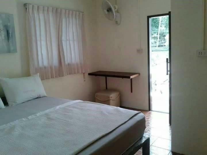 Js Guesthouse Ko Tao Exterior foto